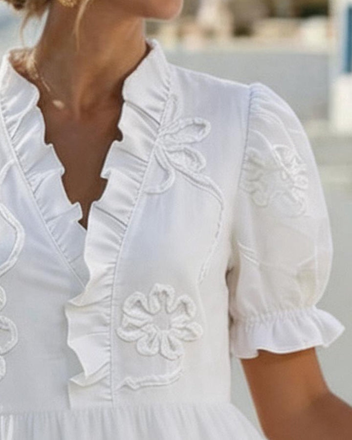 Blossom | Robe Brodée Col en V Volanté Manches Bouffantes
