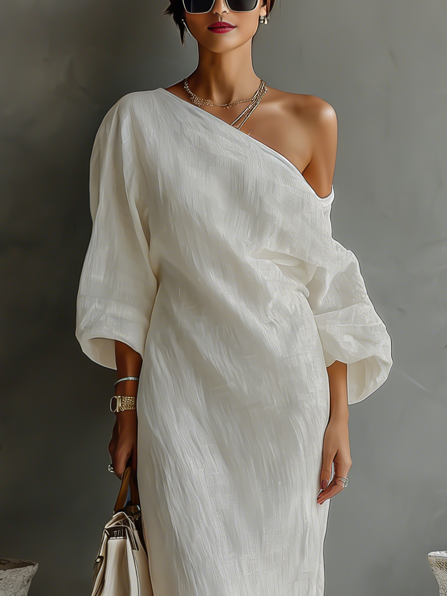 Robe Fluide Élégante Blanc Ivoire aux Épaules Dénudées