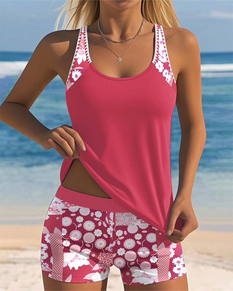 Daniela - Ensemble maillot de bain fleuri avec short