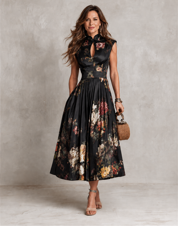 Mia | Robe midi plissée en satin à col goutte