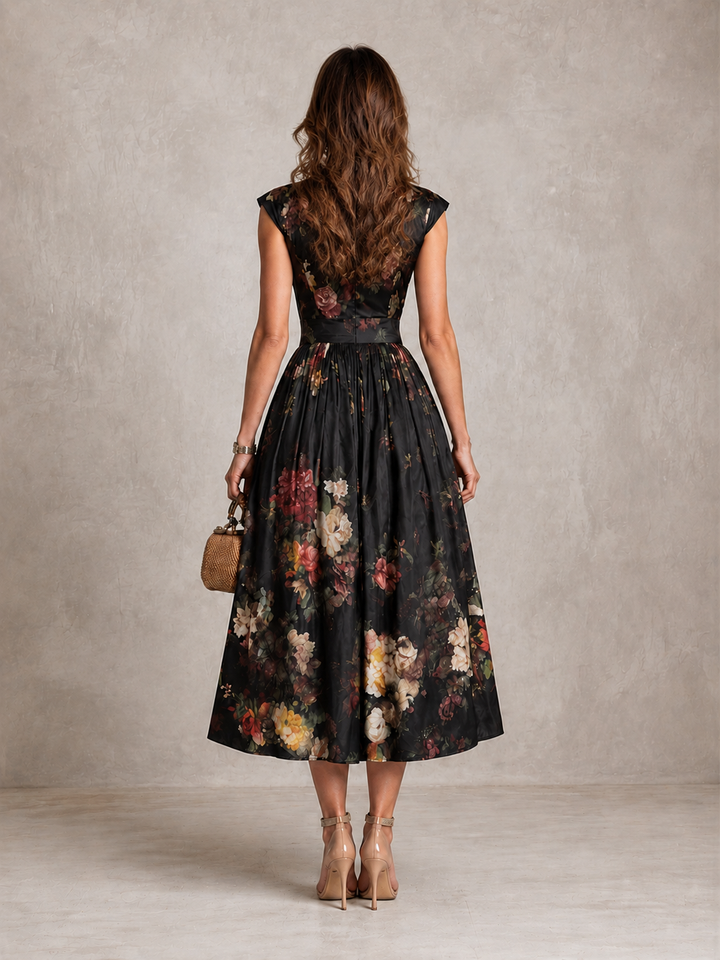 Mia | Robe midi plissée en satin à col goutte