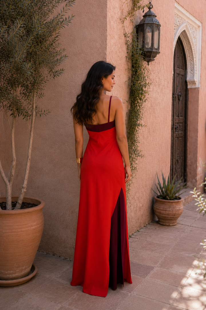 Robe longue dos-nu fendue