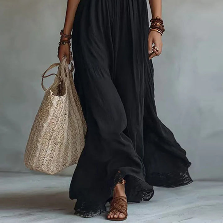JADE | Robe Longue Col Halter à Empiècement en Dentelle et Dos Nu