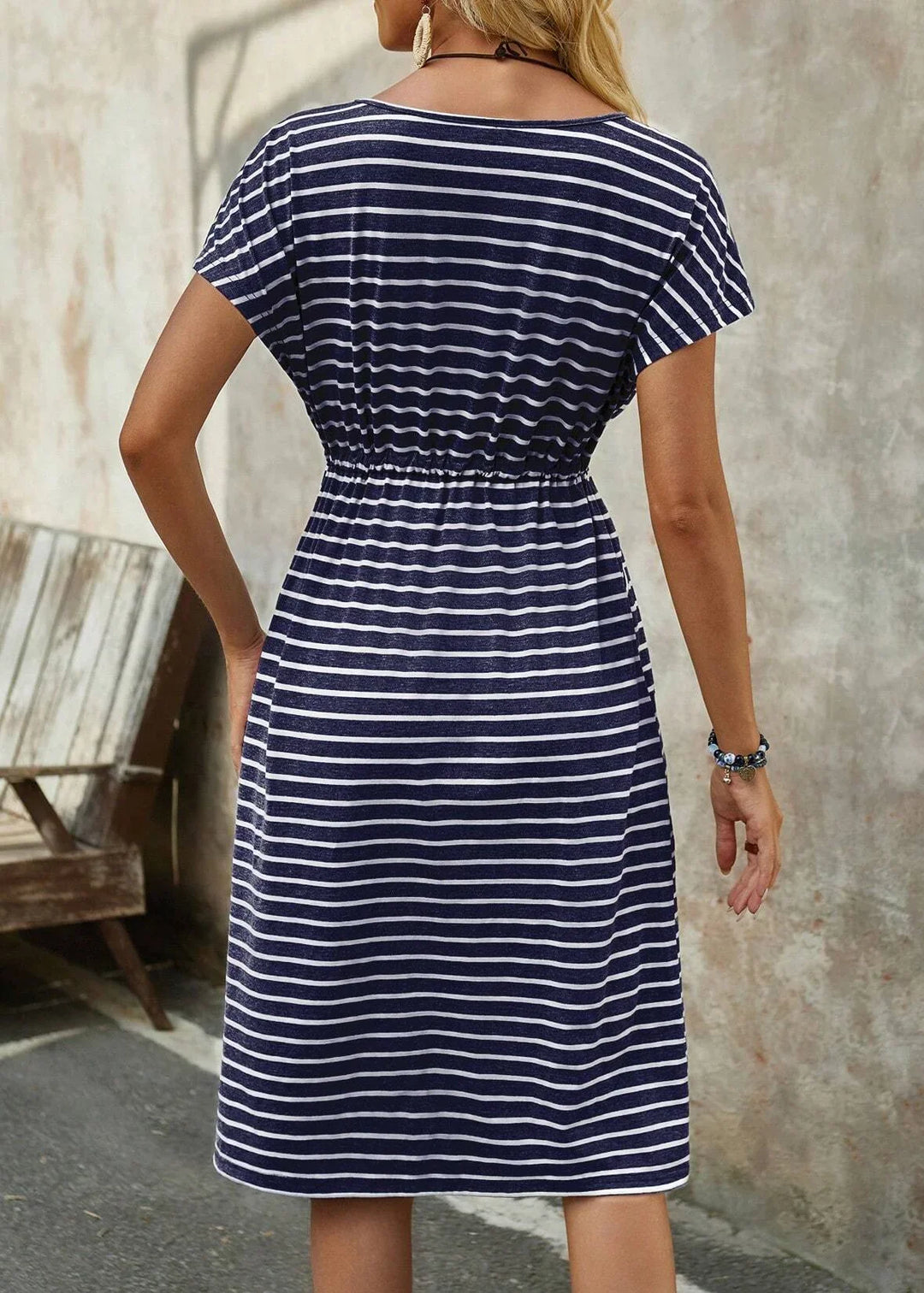 Sylvie | Robe Midi Rayée Bleue à Taille Nouée
