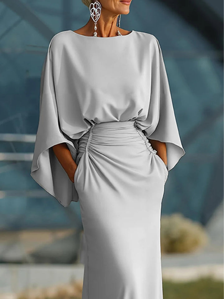 Clara | Robe élégante avec décolleté en V, sans manches et dos nu