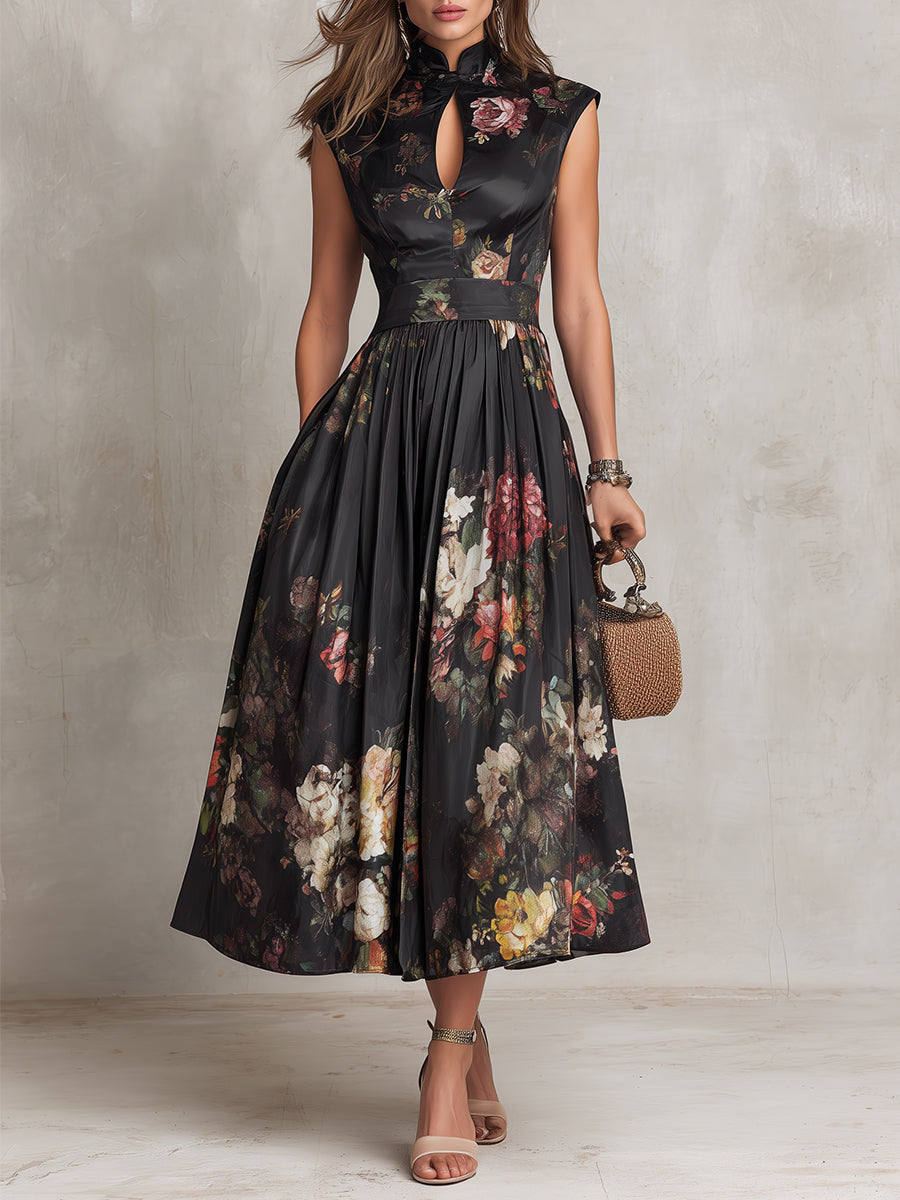 Robe midi plissée en satin à col trou de serrure et imprimé floral noir