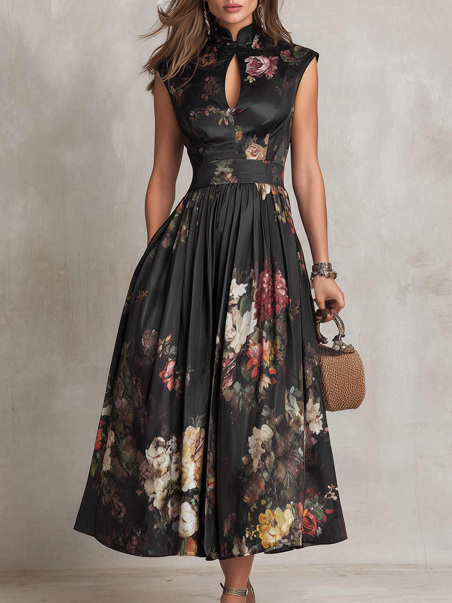 Robe midi plissée en satin à col trou de serrure et imprimé floral noir