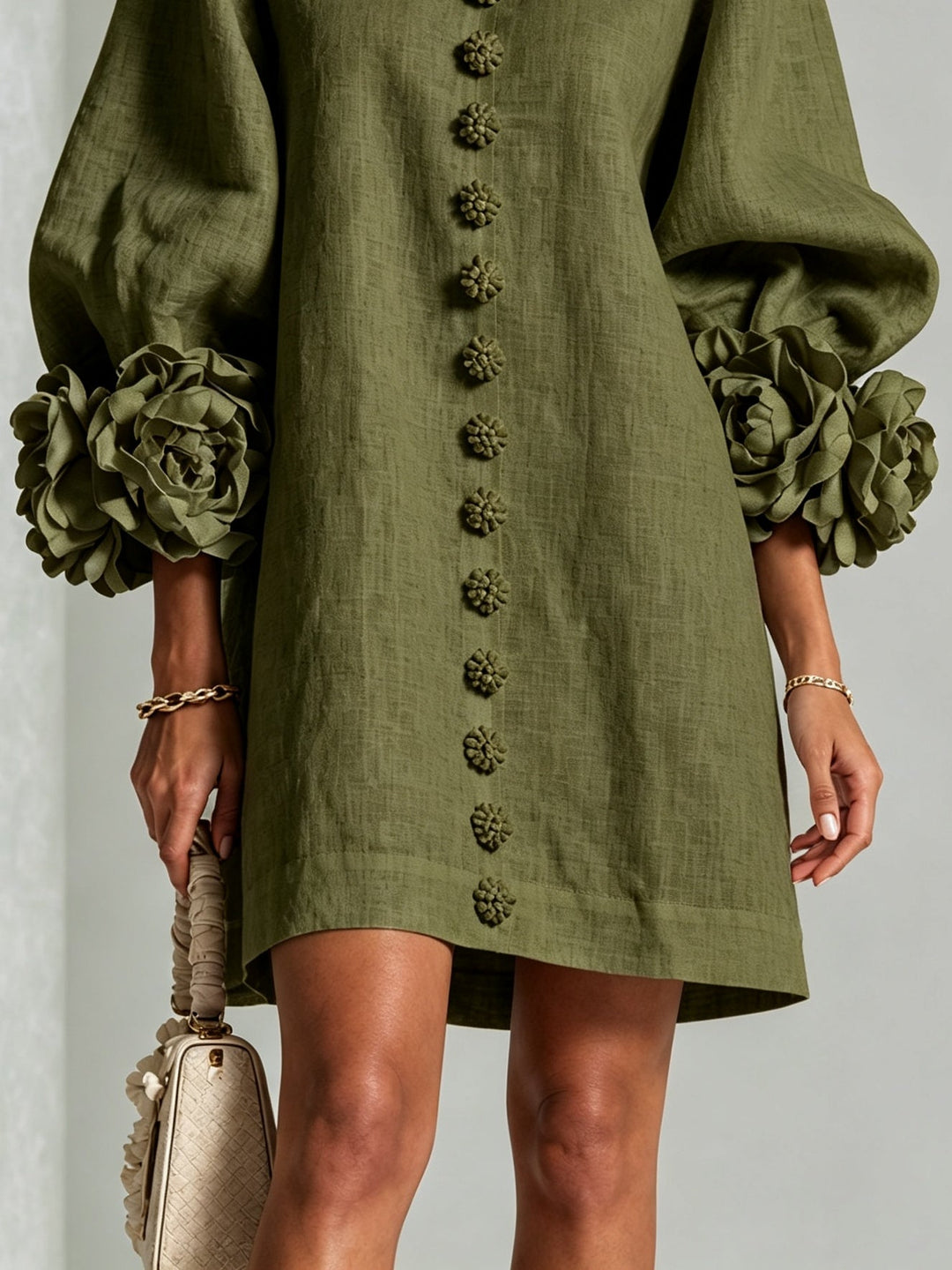 Robe Mini Chemise Fleurie Vert Olive à Poignets Fleuris Extravagants