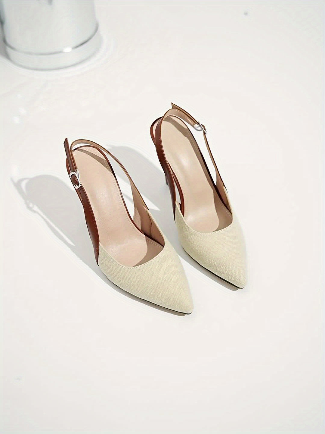 Amelia™ | Chaussures à talons slingback avec détails contrastants