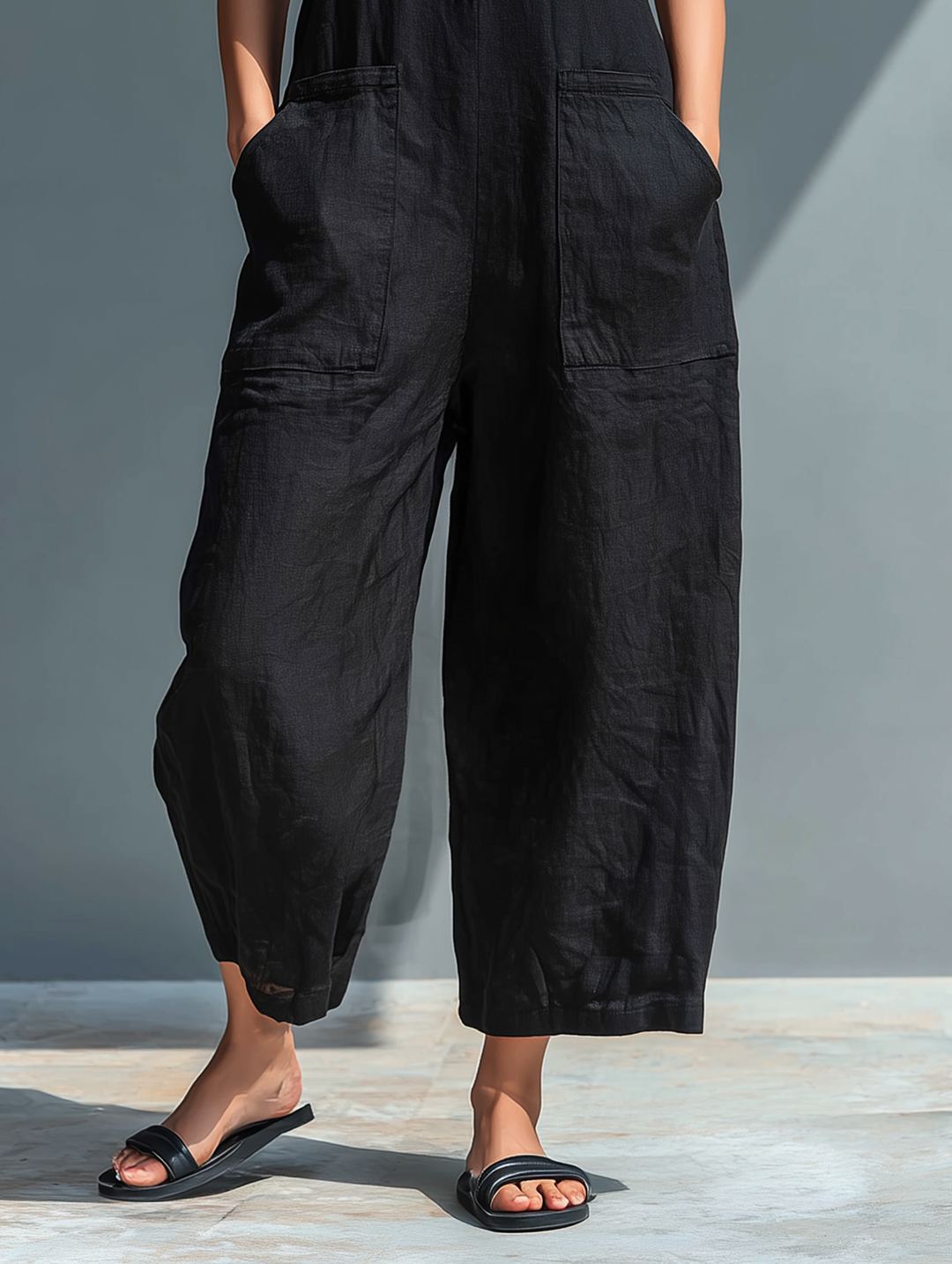 Vittoria | Combinaison minimaliste en lin noir