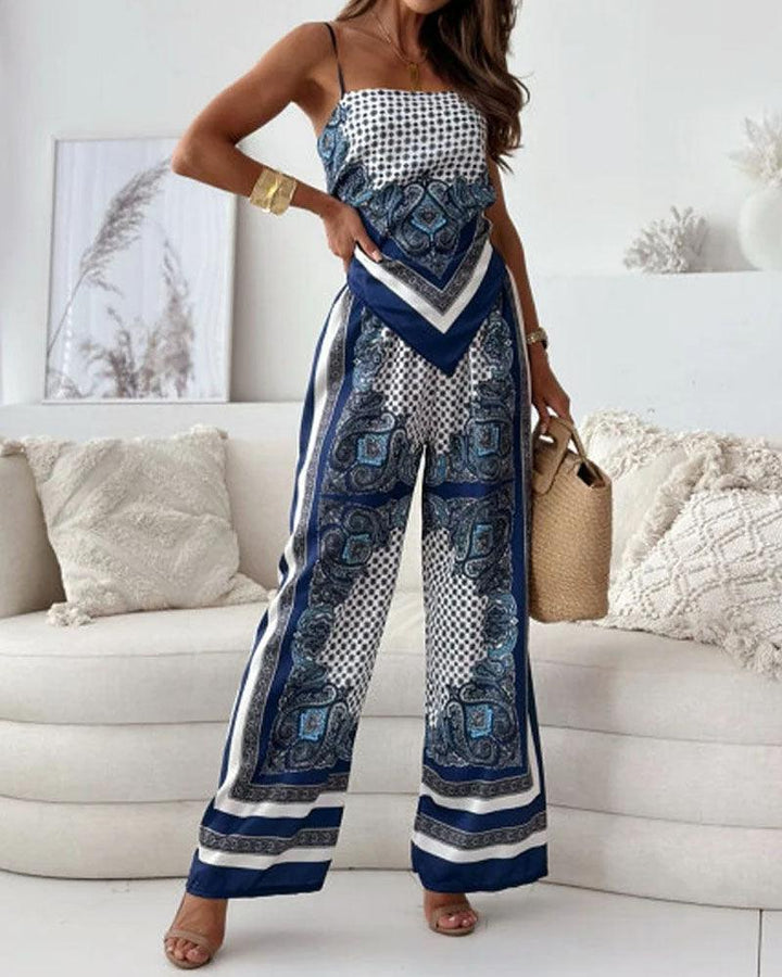 Helen | Ensemble élégant de deux pièces avec top à lacets et pantalon prêt pour les vacances