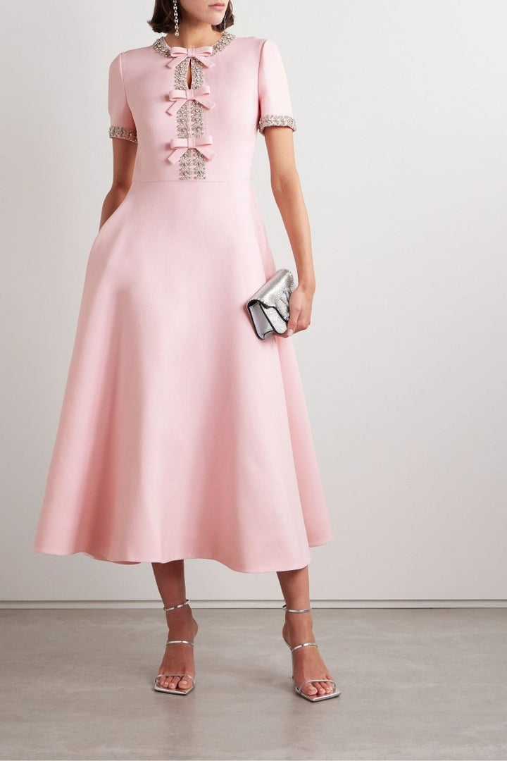 Zoe - Robe midi avec nœud et ornements en cristal